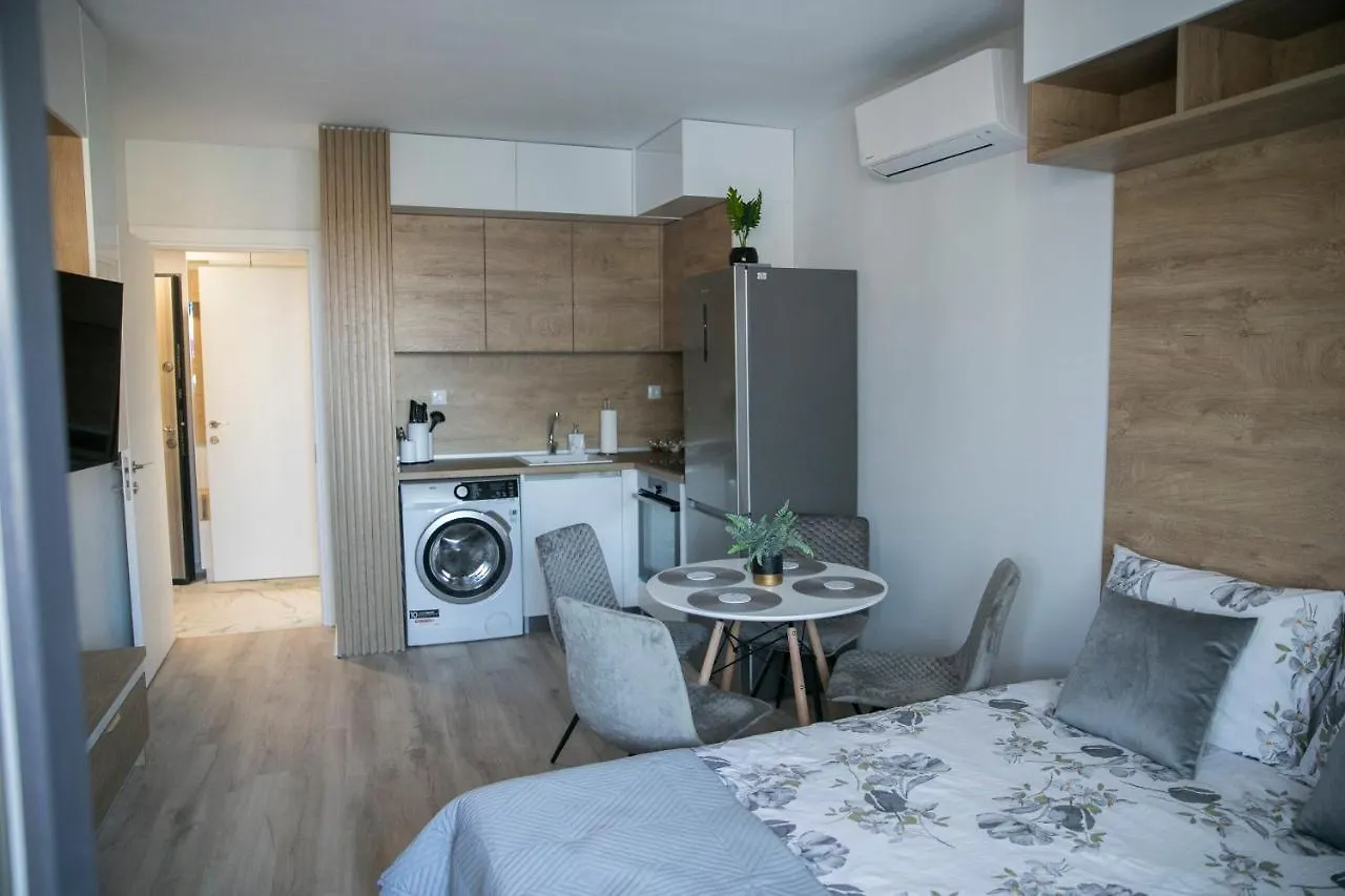 Appartement Flora Apartment, Free Parking, Self Chek-In Varna Bulgarije
