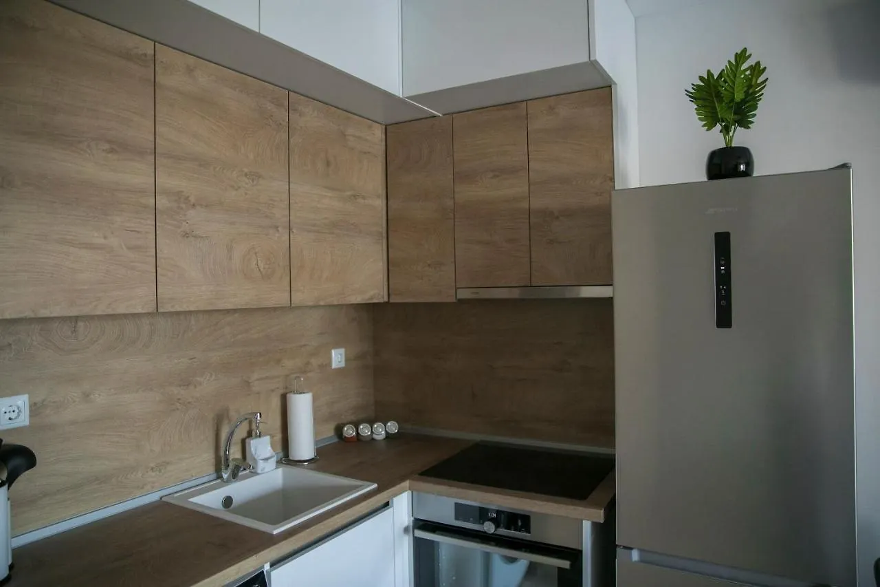 Flora Apartment, Free Parking, Self Chek-In Várna Apartman